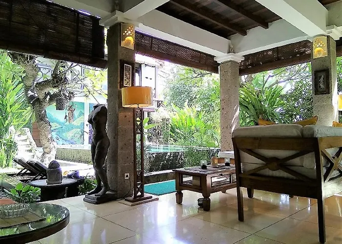Umah Watu 4*